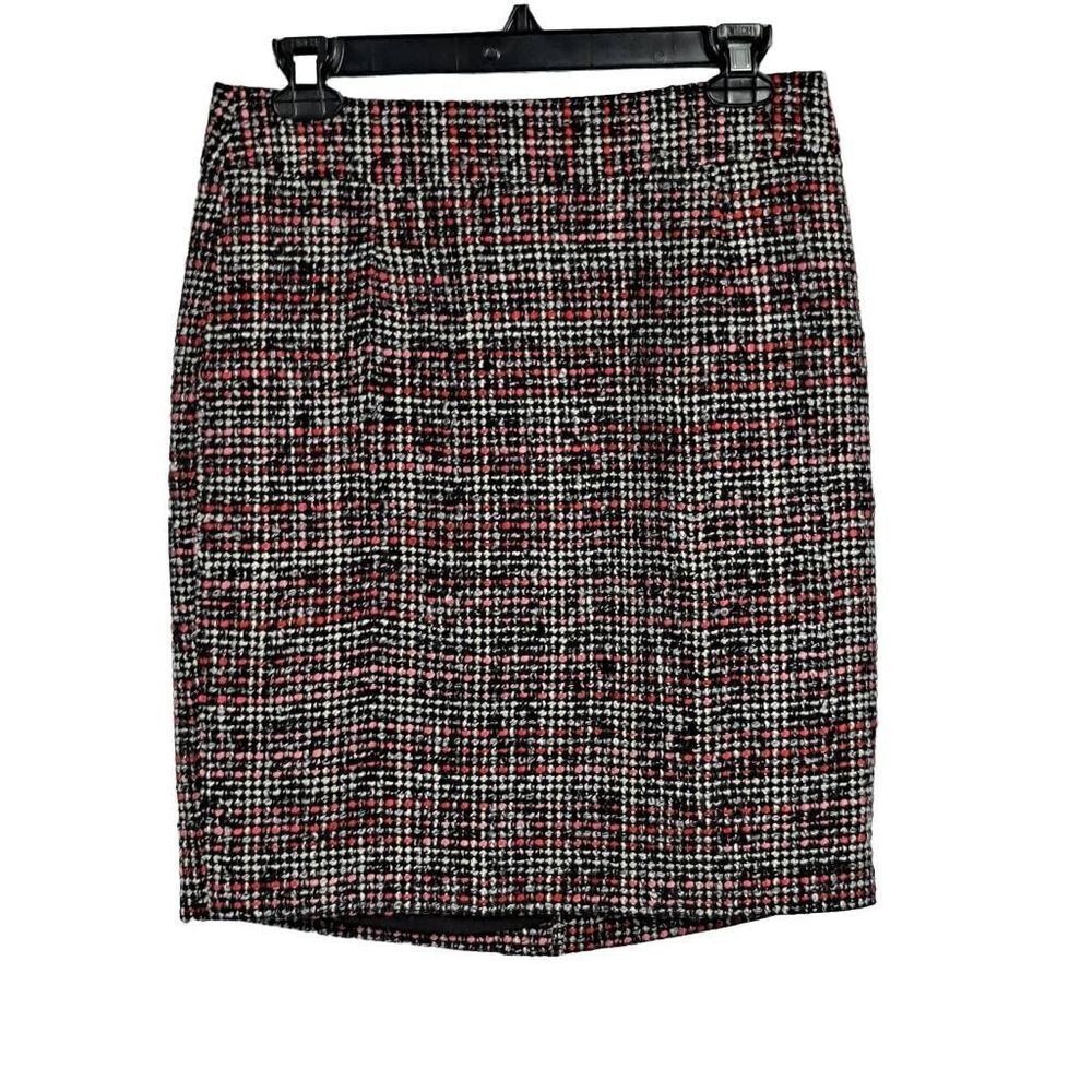 Banana Republic Ladies pencil skirt NWOT‎